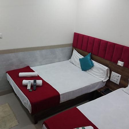 Hotel New Balaji Residency Bombay Exterior foto