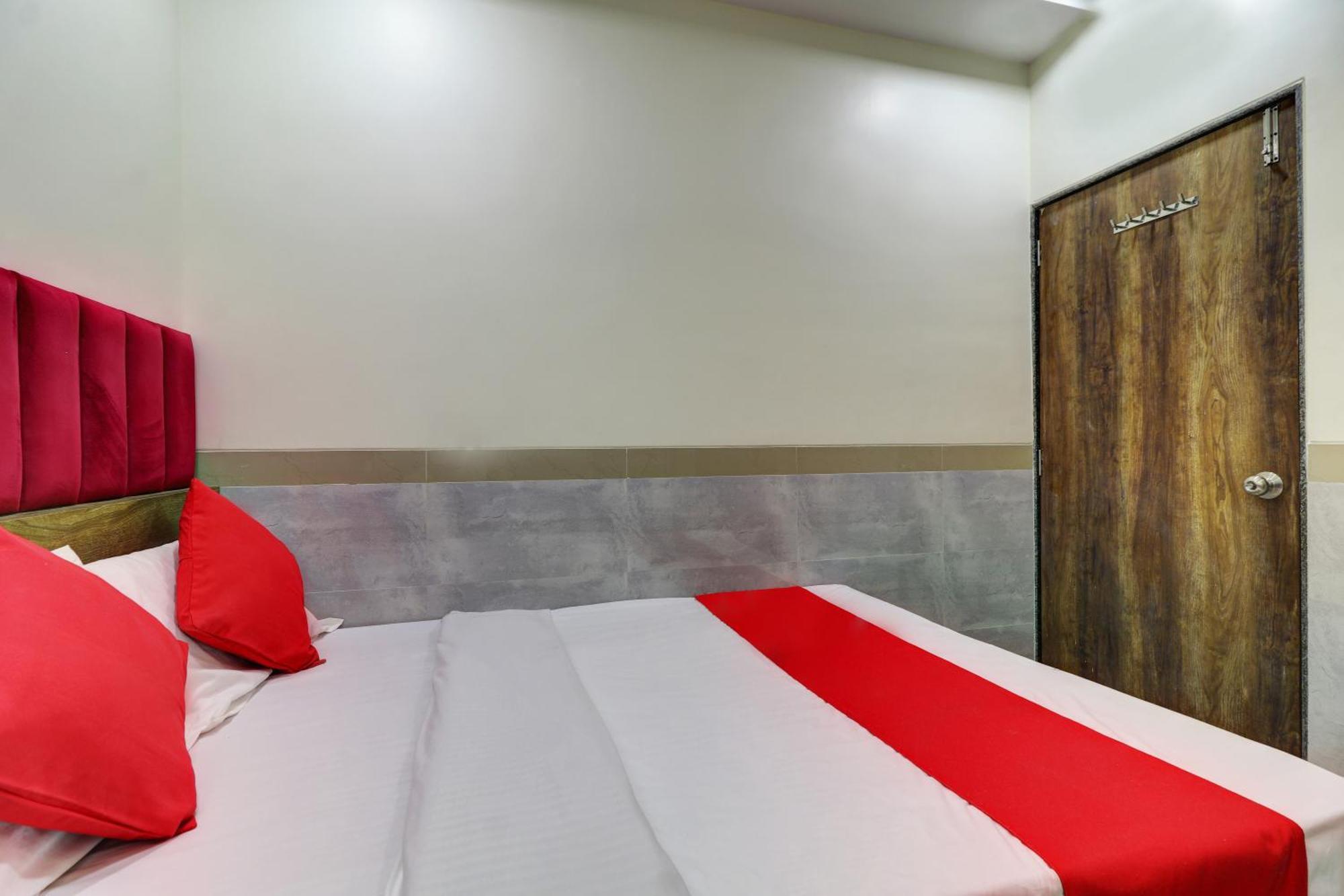 Hotel New Balaji Residency Bombay Exterior foto